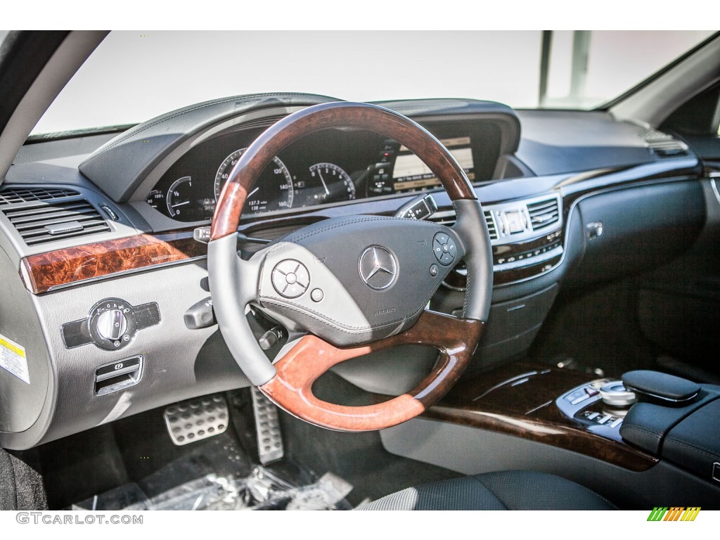 2013 Mercedes-Benz S 550 Sedan Black Dashboard Photo #77679639