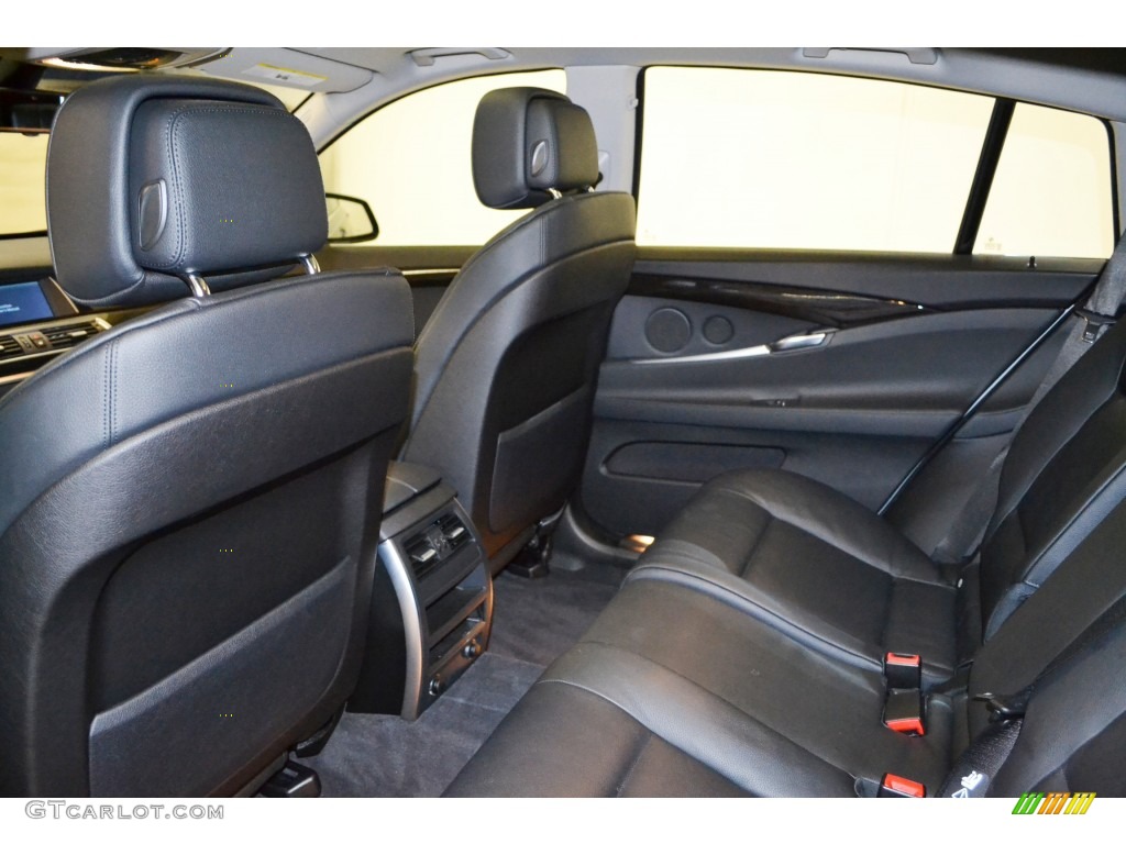 2011 BMW 5 Series 550i Gran Turismo Rear Seat Photo #77679681