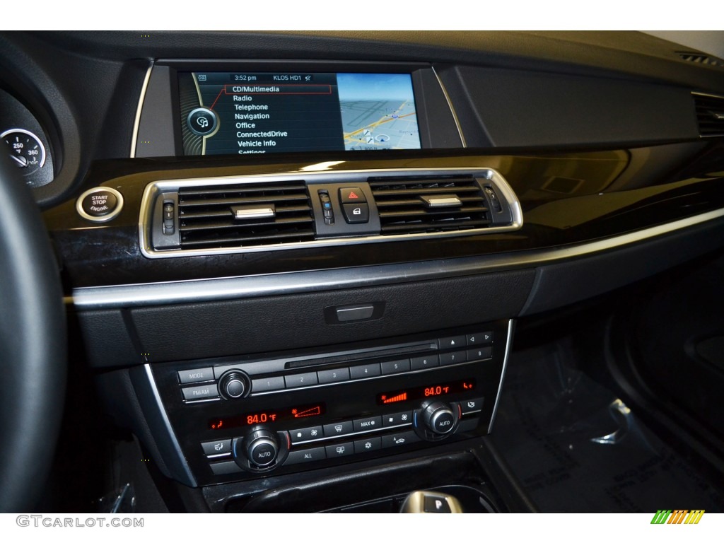 2011 BMW 5 Series 550i Gran Turismo Controls Photo #77680311