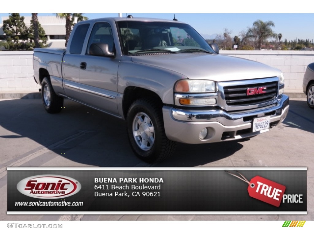 Silver Birch Metallic GMC Sierra 1500