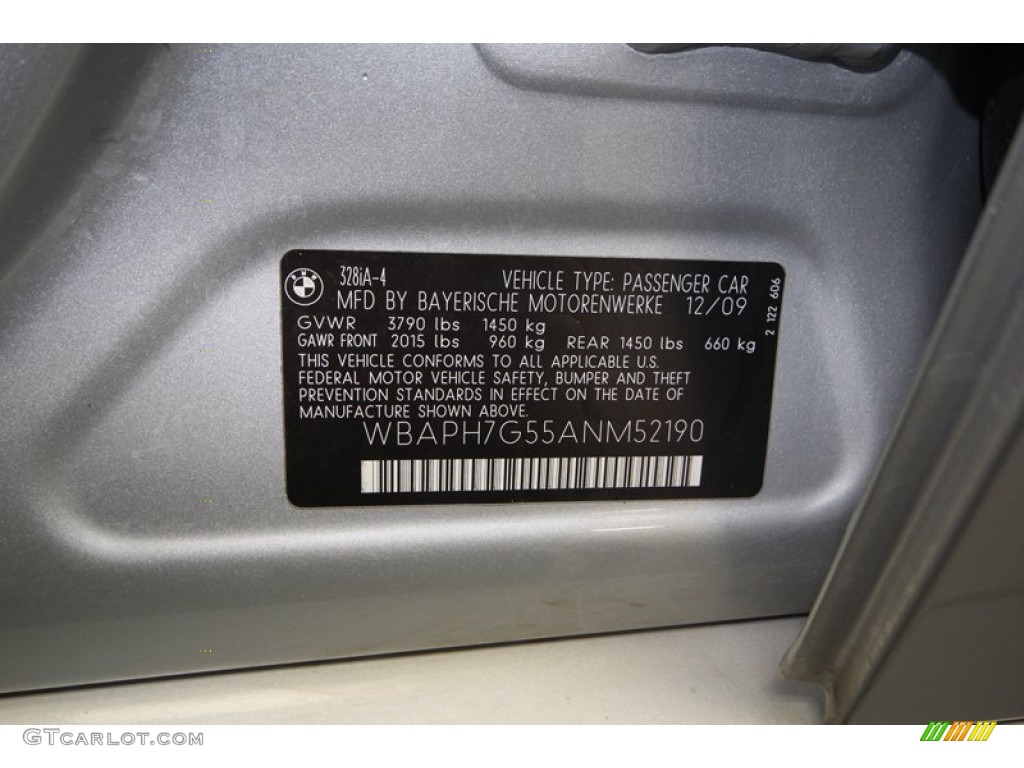 2010 3 Series 328i Sedan - Titanium Silver Metallic / Oyster/Black Dakota Leather photo #10