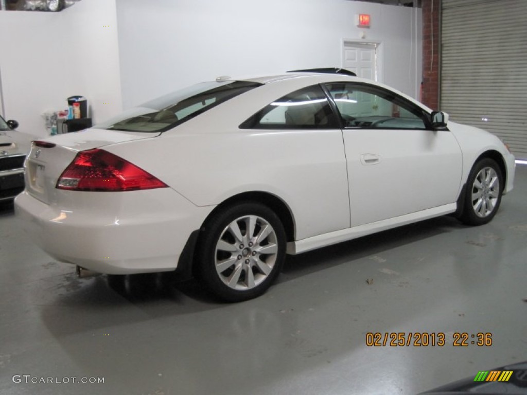 2007 Accord EX V6 Coupe - Taffeta White / Ivory photo #5