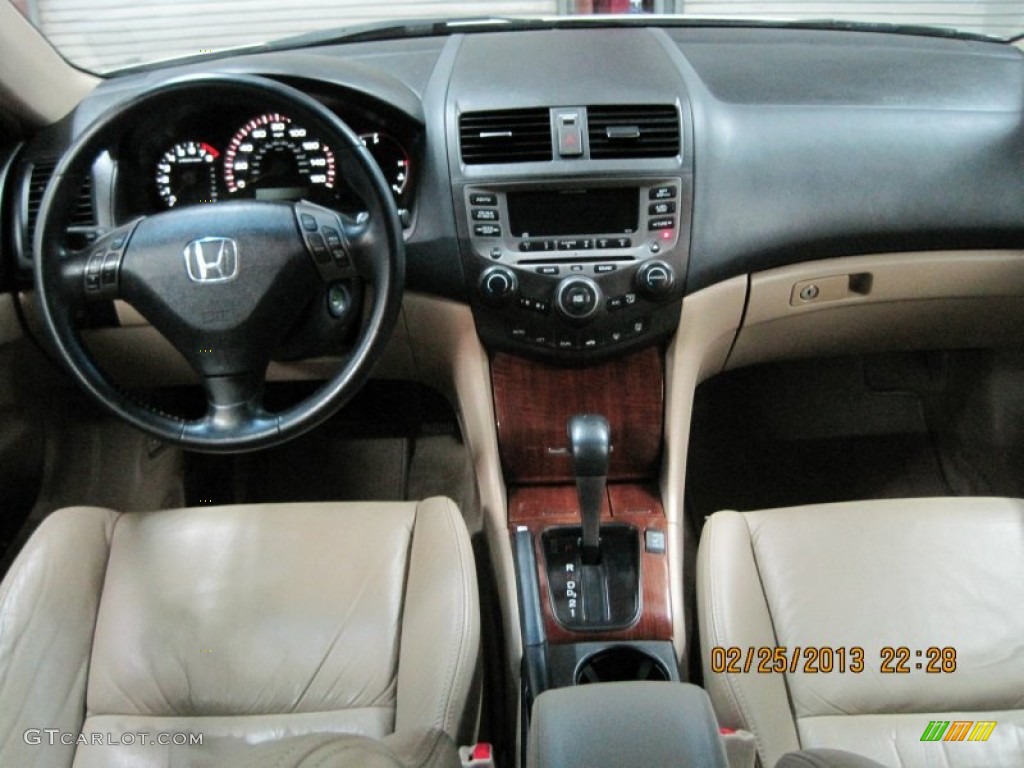 2007 Honda Accord EX V6 Coupe Ivory Dashboard Photo #77682991