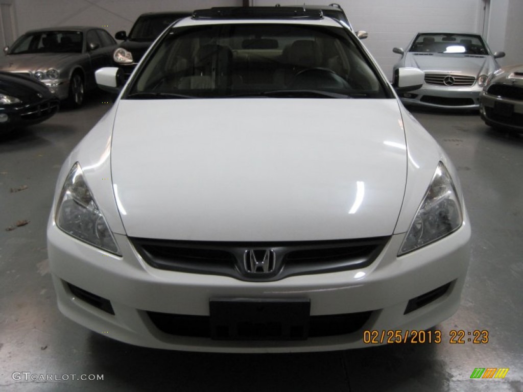 2007 Accord EX V6 Coupe - Taffeta White / Ivory photo #10