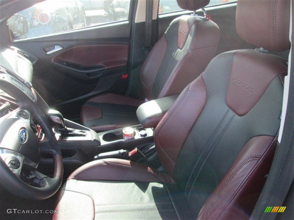 2012 Ford Focus SE 5-Door Front Seat Photo #77683436