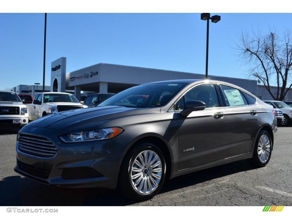 2013 Fusion Hybrid SE - Sterling Gray Metallic / Charcoal Black photo #6