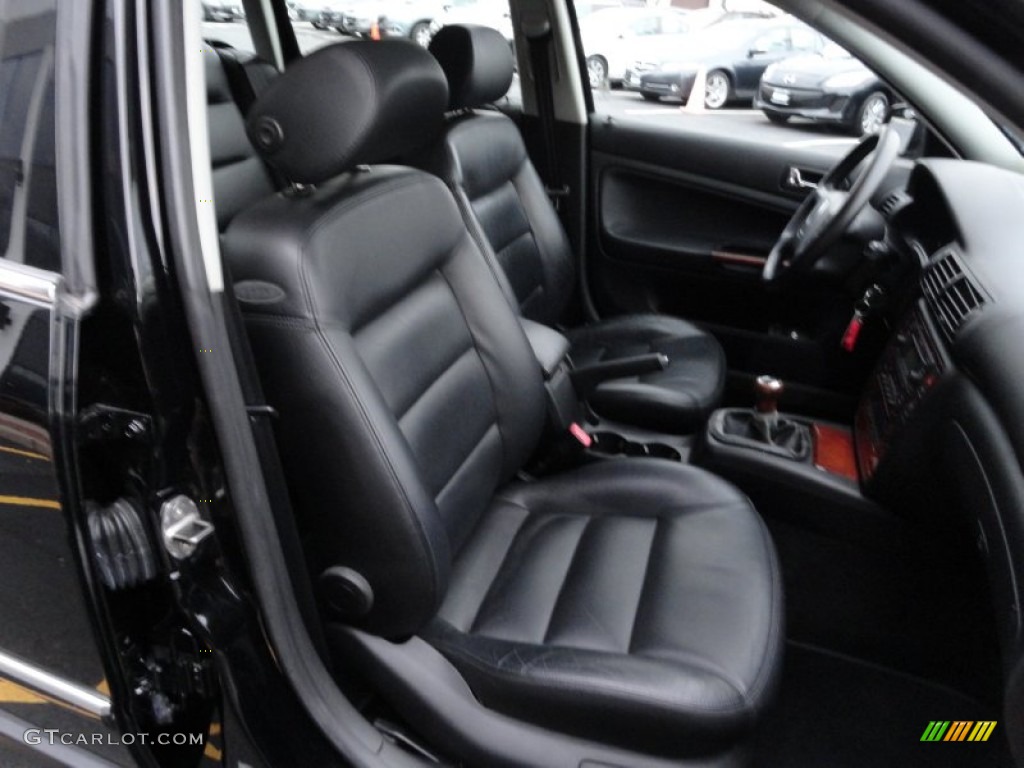 Black Interior 2003 Volkswagen Passat GLX Sedan Photo #77687058