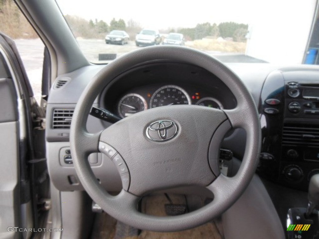 2004 Toyota Sienna LE Stone Gray Steering Wheel Photo #77687951