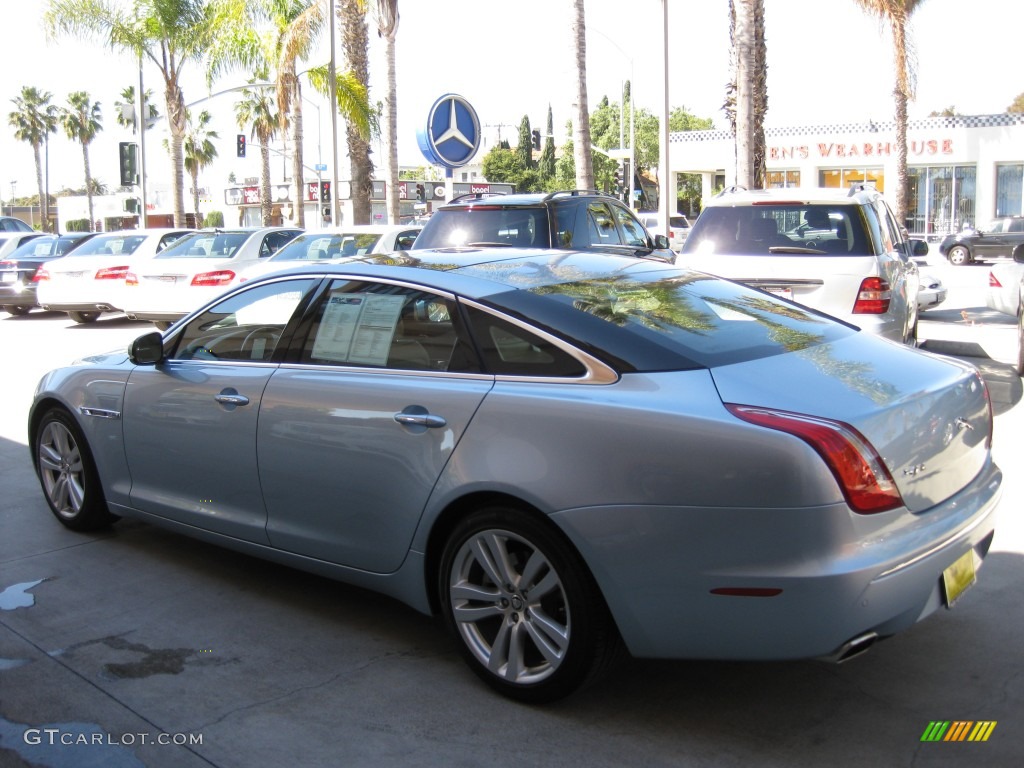 2012 XJ XJL Portfolio - Crystal Blue Metallic / Ivory/Oyster photo #4