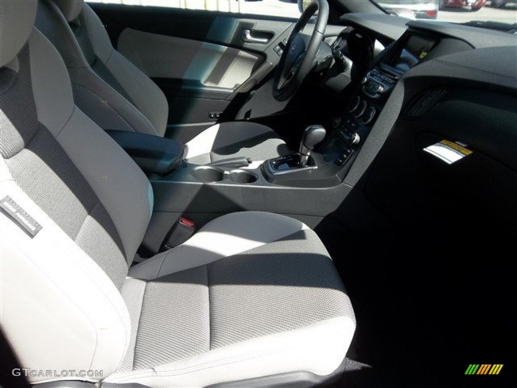 2013 Genesis Coupe 2.0T - White Satin Pearl / Gray Leather/Gray Cloth photo #8
