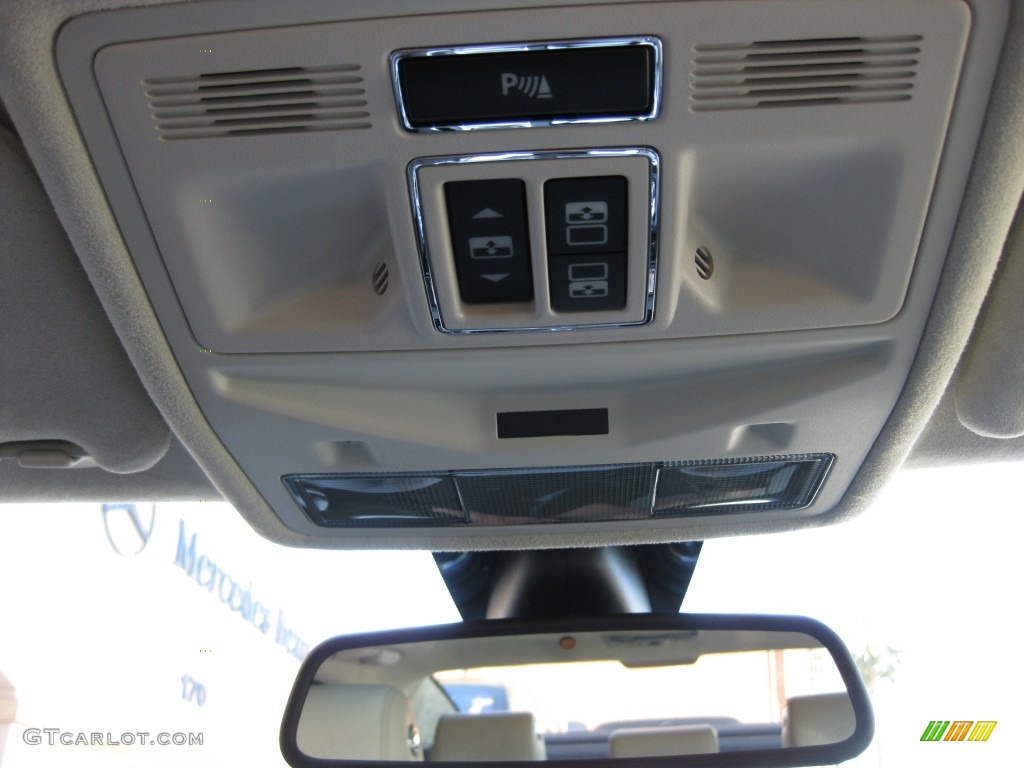 2012 Jaguar XJ XJL Portfolio Controls Photo #77690391