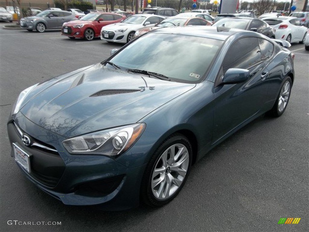 2013 Genesis Coupe 2.0T - Parabolica Blue / Gray Leather/Gray Cloth photo #2
