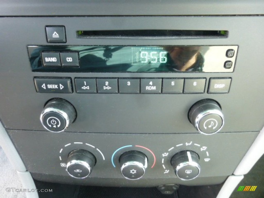 2006 Buick LaCrosse CX Controls Photo #77693976
