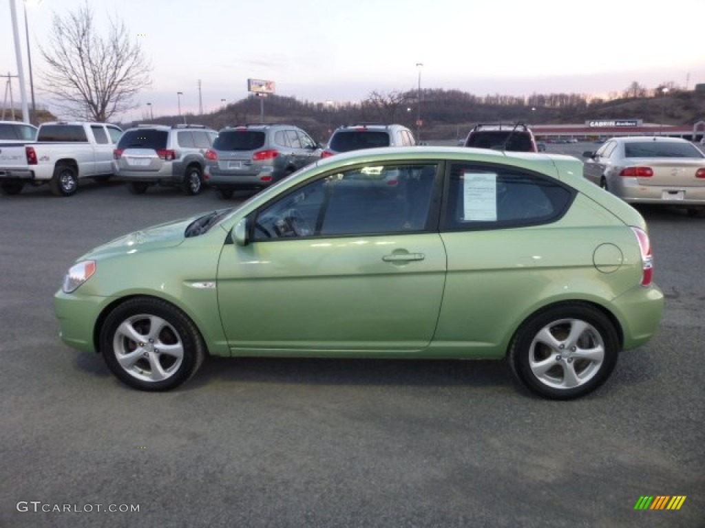 Apple Green 2009 Hyundai Accent SE 3 Door Exterior Photo #77694075