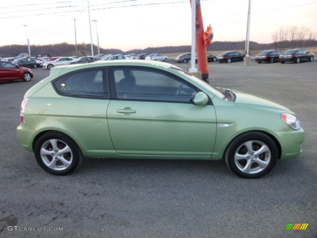 2009 Accent SE 3 Door - Apple Green / Black photo #8