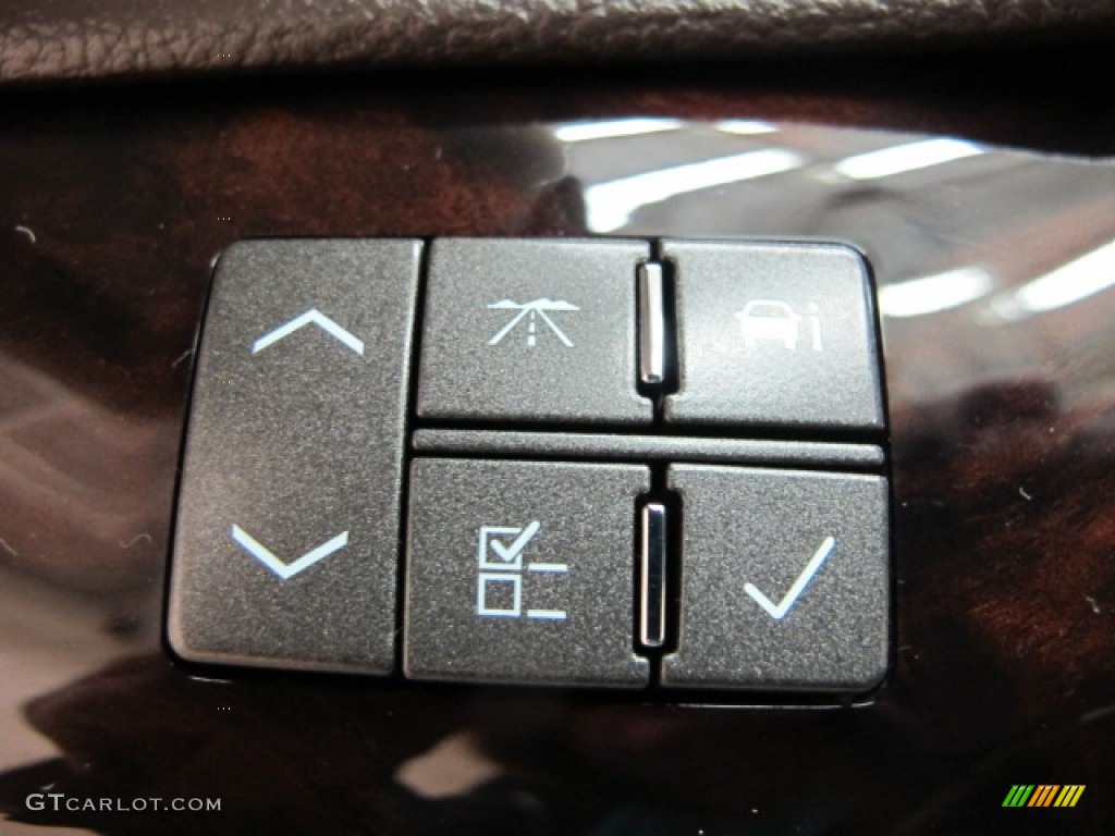 2009 Cadillac DTS Luxury Controls Photo #77695584