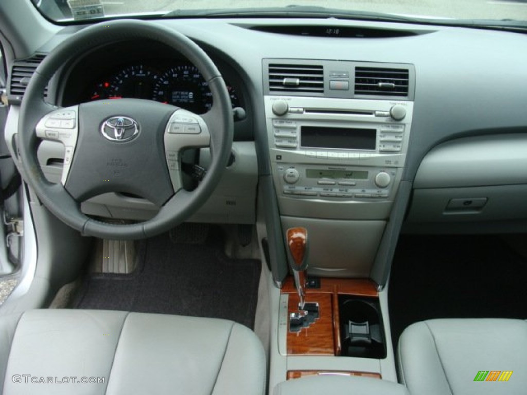 2010 Toyota Camry XLE V6 Ash Gray Dashboard Photo #77695656