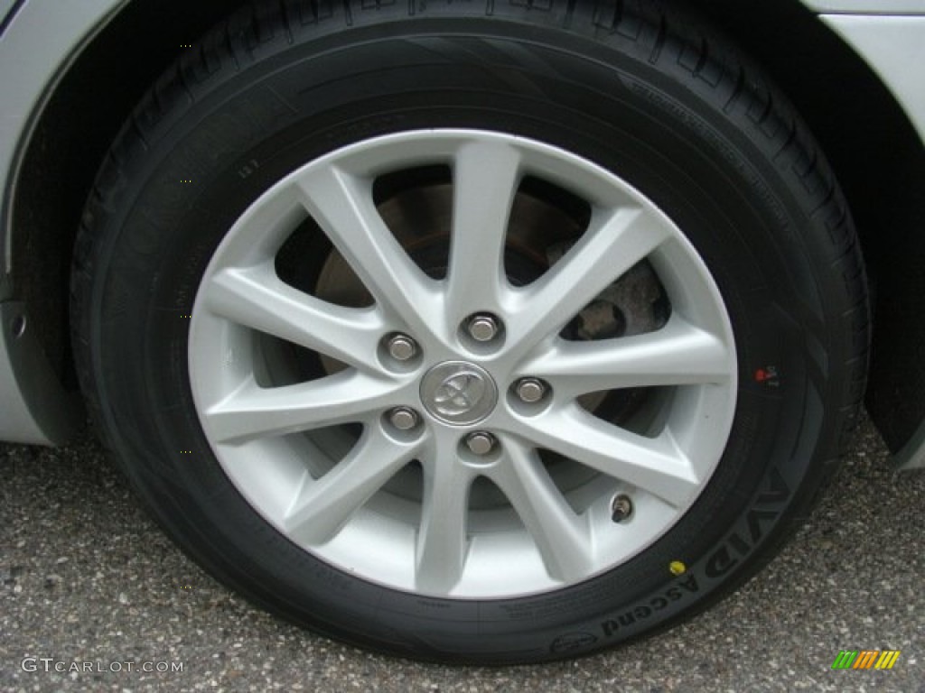 2010 Toyota Camry XLE V6 Wheel Photo #77695740
