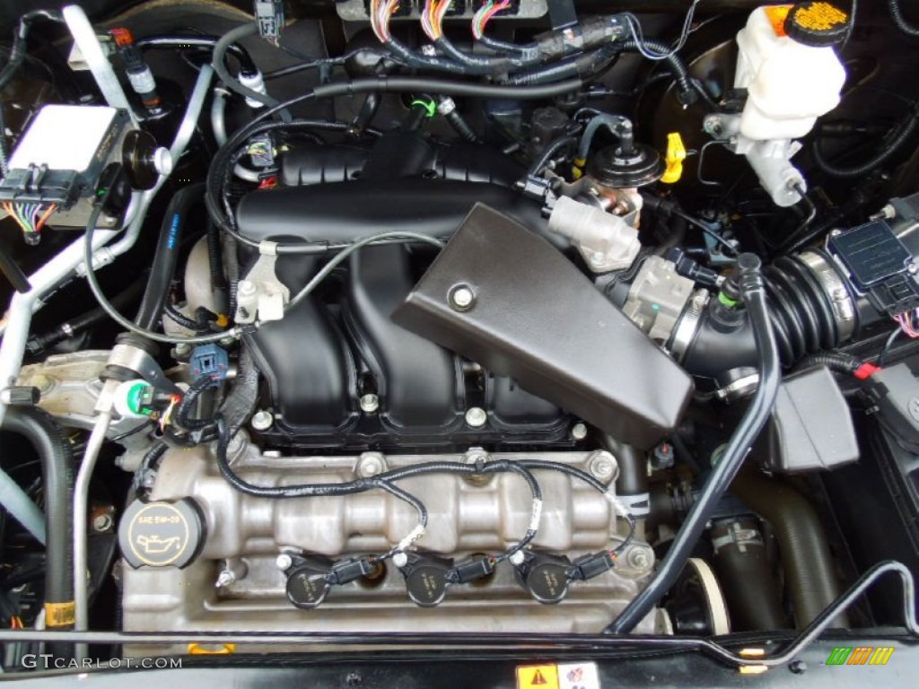 2006 Ford Escape Limited Engine Photos