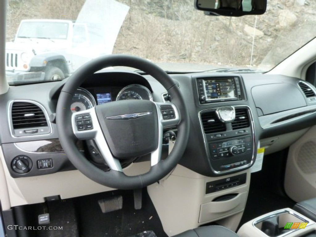 2013 Town & Country Touring - L - Crystal Blue Pearl / Black/Light Graystone photo #14