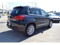 Deep Black Metallic - Tiguan SE Photo No. 2