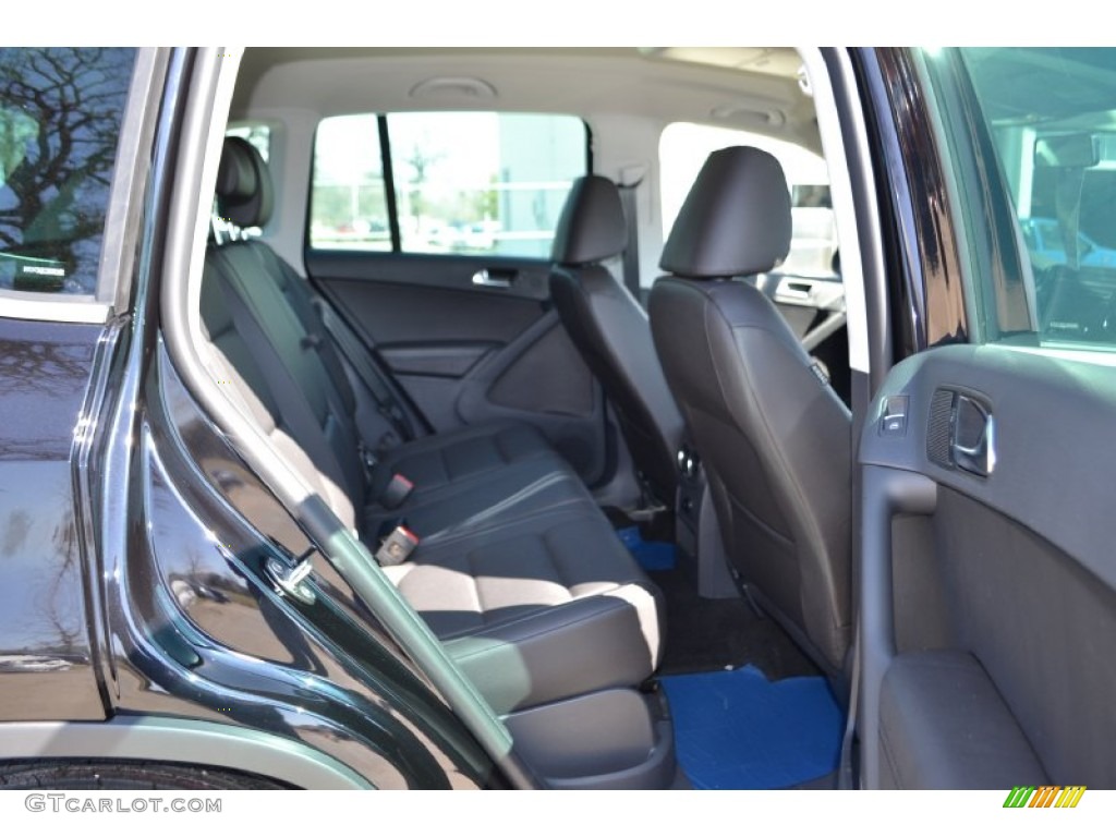 2013 Volkswagen Tiguan SE Rear Seat Photo #77701032