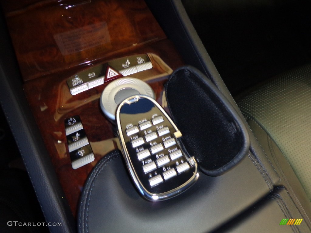 2011 Mercedes-Benz CL 63 AMG Controls Photo #77701044