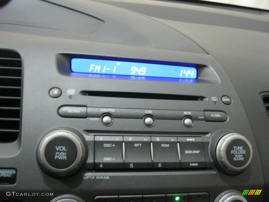 2010 Honda Civic LX Sedan Audio System Photos