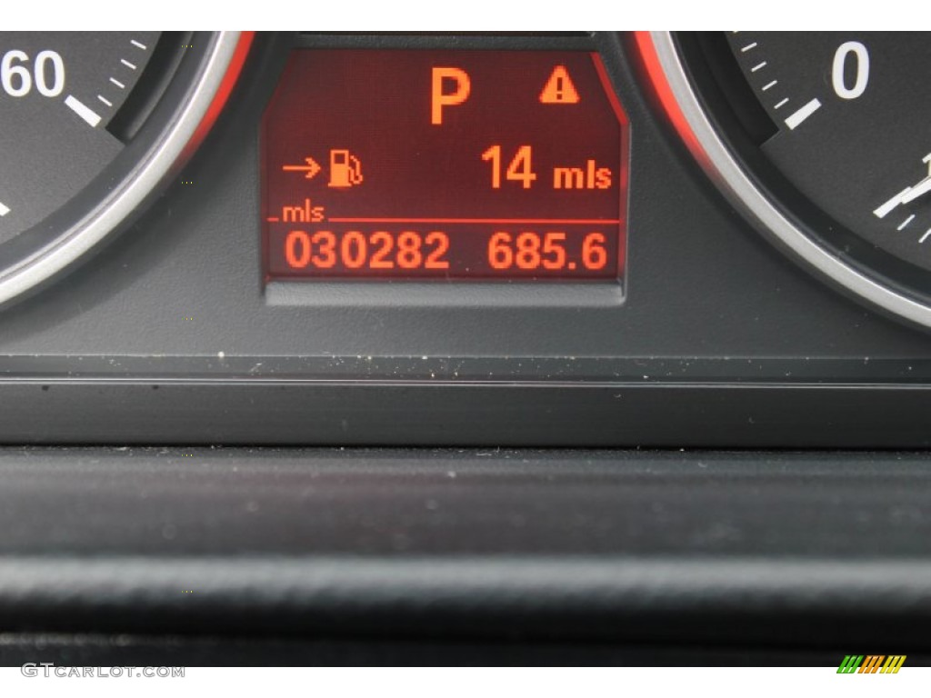 2011 3 Series 335i xDrive Sedan - Jet Black / Beige photo #22