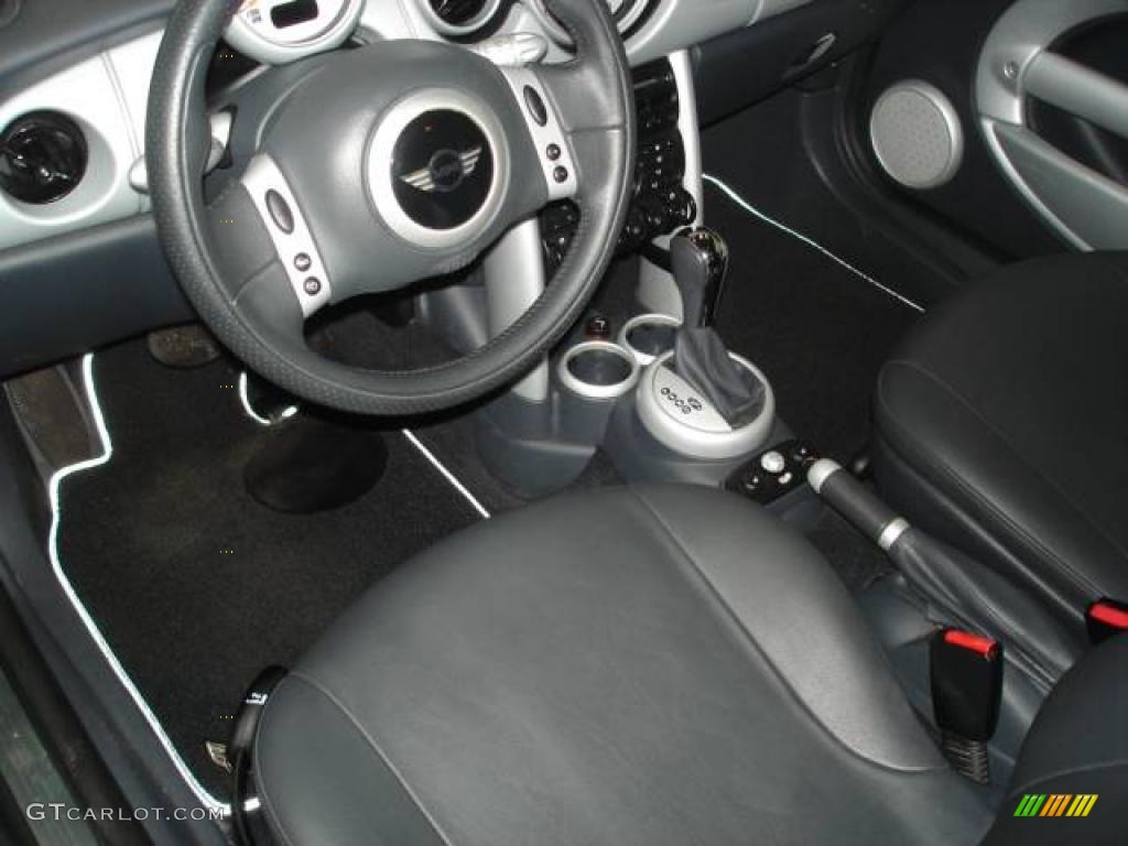 2004 Mini Cooper Hardtop interior Photo #7770476
