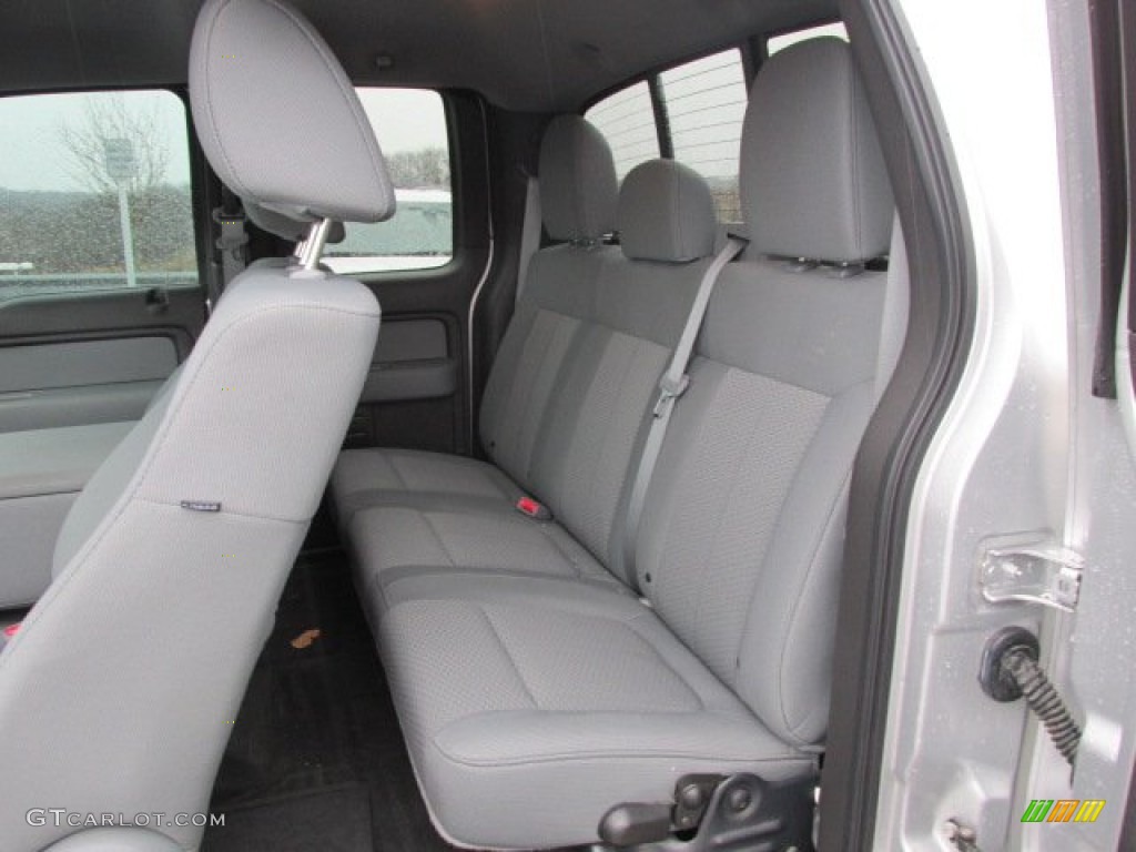2011 Ford F150 XLT SuperCab 4x4 Rear Seat Photo #77704914