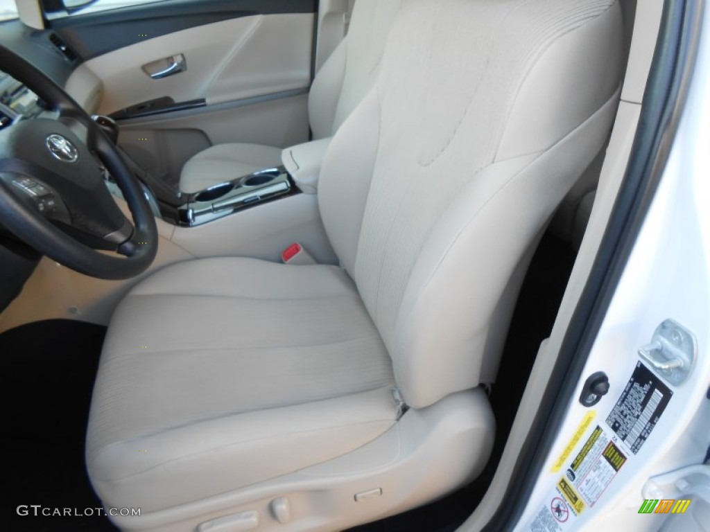 2009 Toyota Venza V6 Front Seat Photos