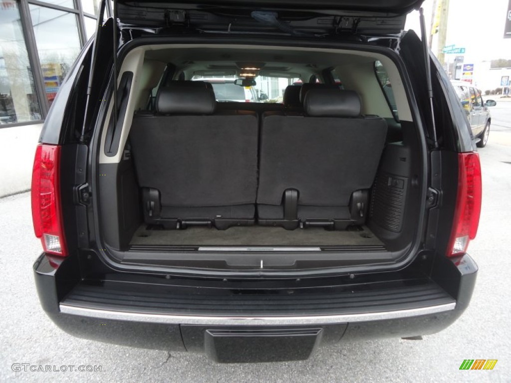 2008 Cadillac Escalade AWD Trunk Photo #77709129