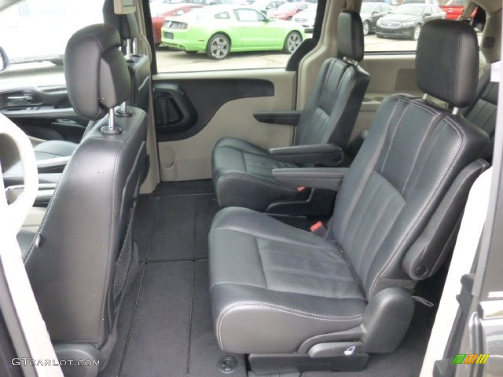 Black/Light Graystone Interior 2012 Chrysler Town & Country Touring Photo #77709198