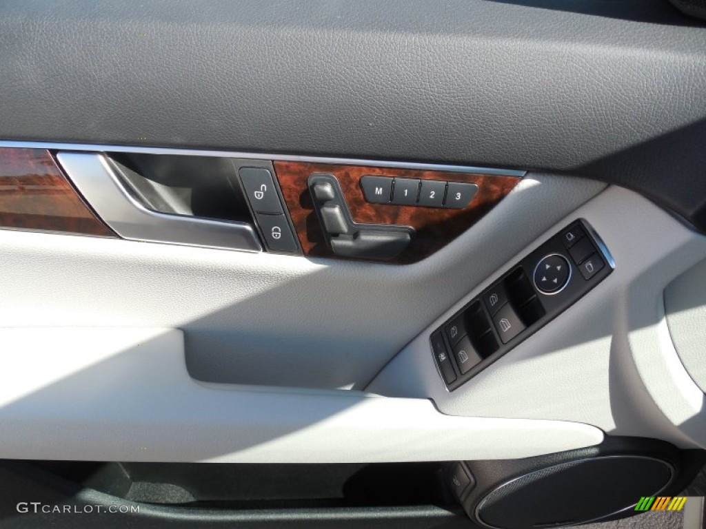 2013 Mercedes-Benz C 250 Sport Ash/Black Door Panel Photo #77709574