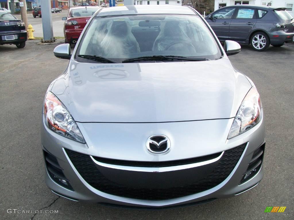 2010 MAZDA3 i Touring 4 Door - Liquid Silver Metallic / Black photo #9