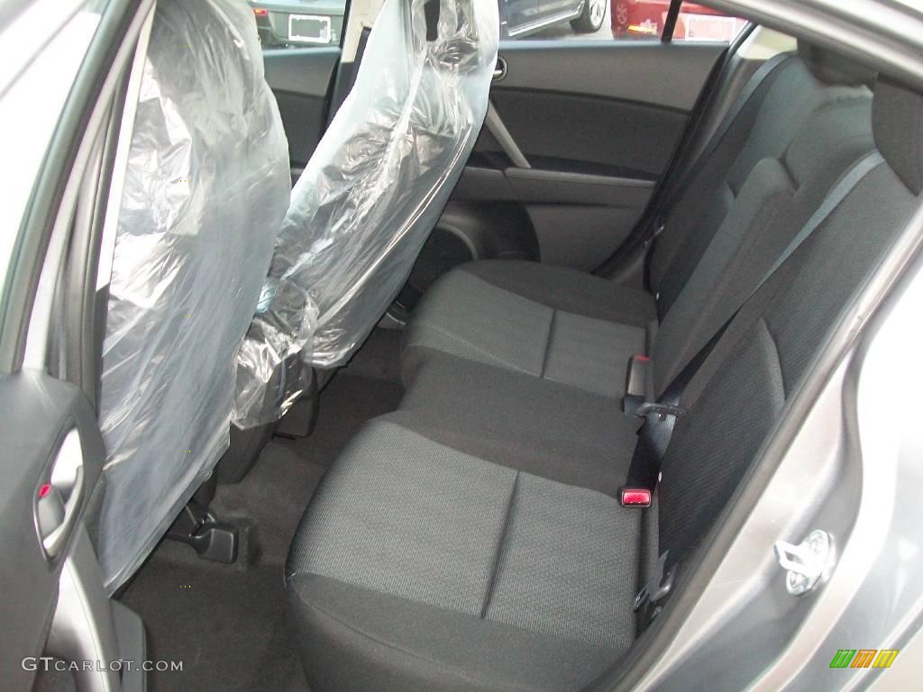 2010 MAZDA3 i Touring 4 Door - Liquid Silver Metallic / Black photo #13
