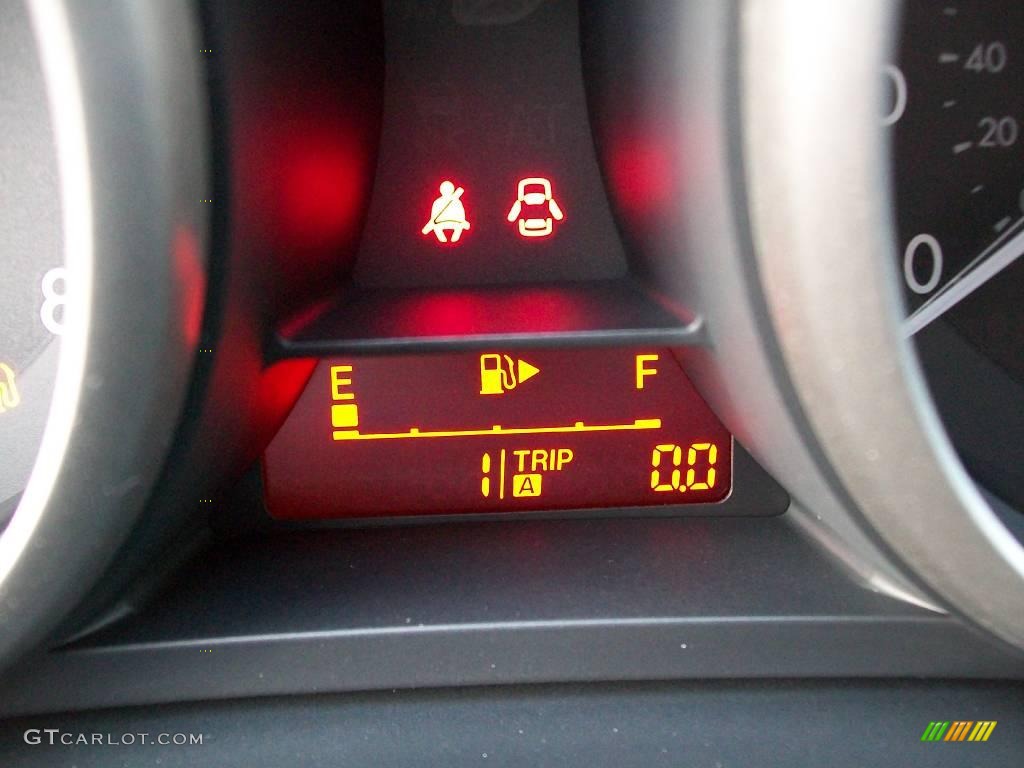 2010 MAZDA3 i Touring 4 Door - Liquid Silver Metallic / Black photo #15