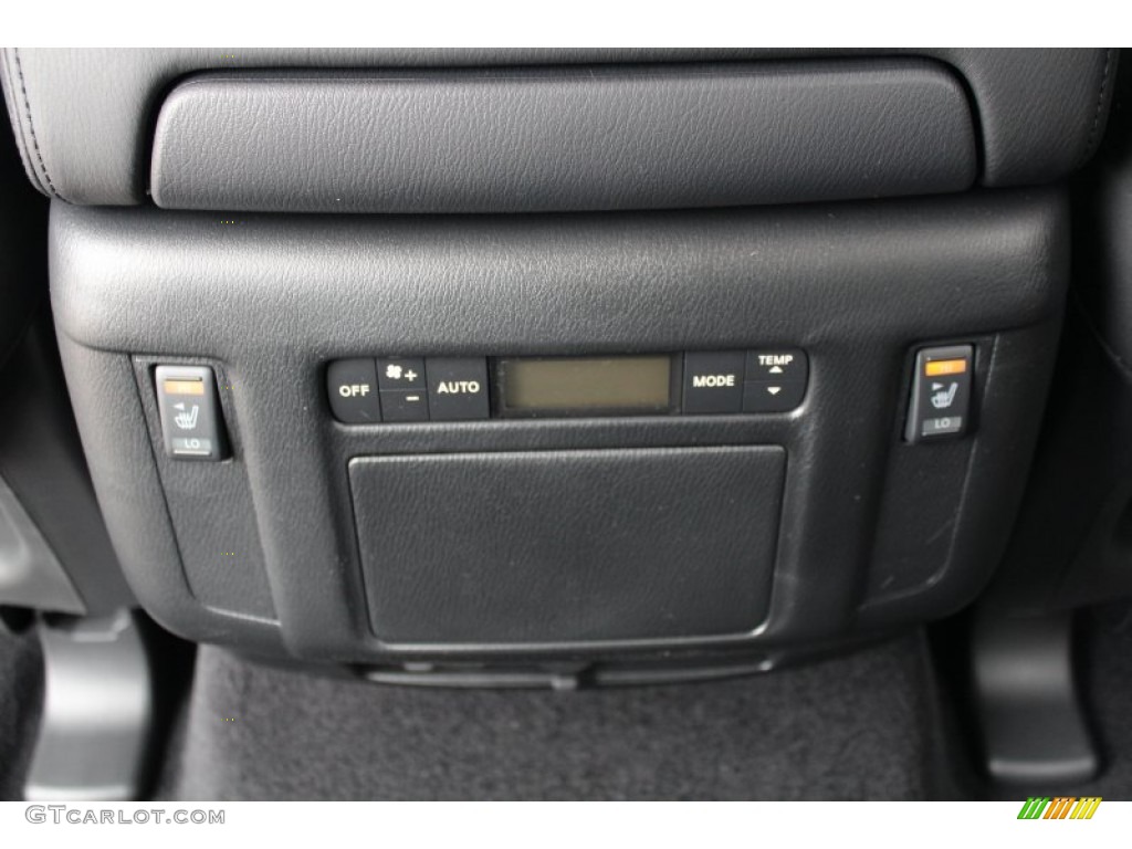 2013 Infiniti QX 56 Controls Photo #77712579