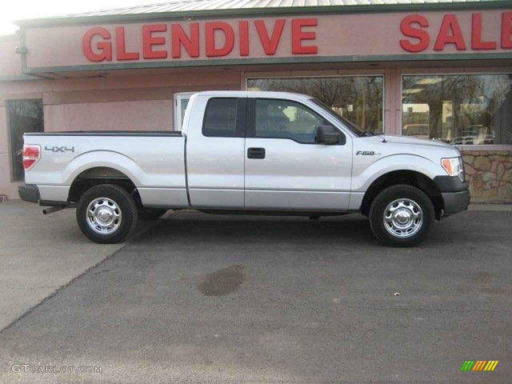 2010 F150 XL SuperCab 4x4 - Ingot Silver Metallic / Medium Stone photo #10
