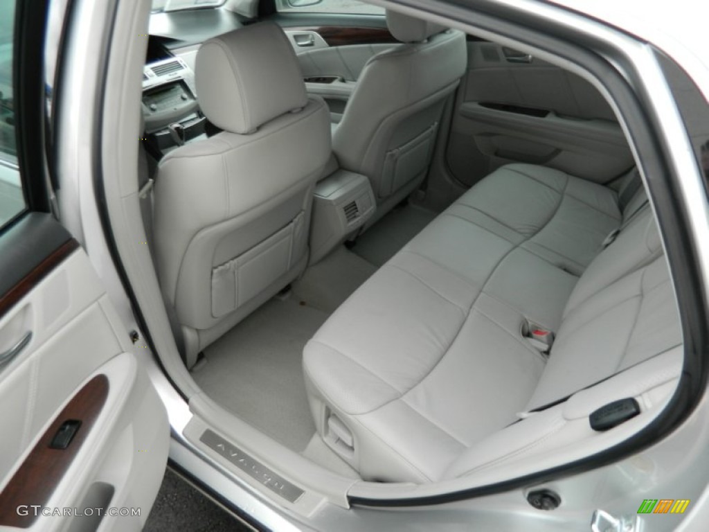 2008 Avalon Limited - Classic Silver Metallic / Ash Gray photo #10