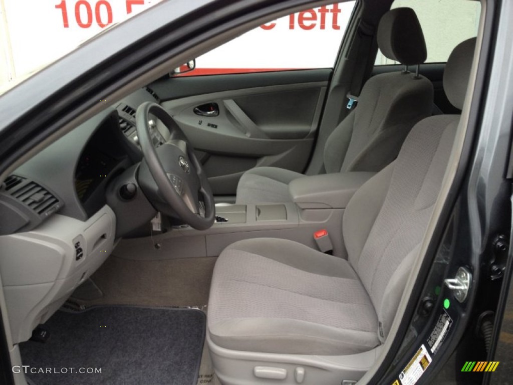 Ash Gray Interior 2010 Toyota Camry LE V6 Photo #77716866