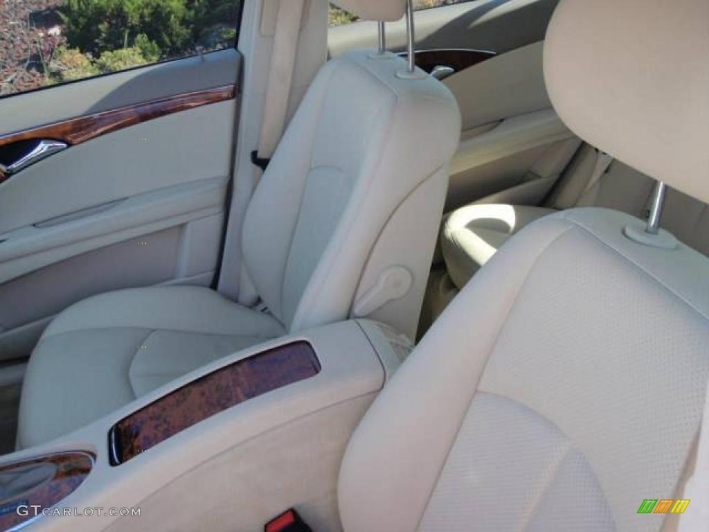 2006 E 350 Sedan - Alabaster White / Stone photo #21