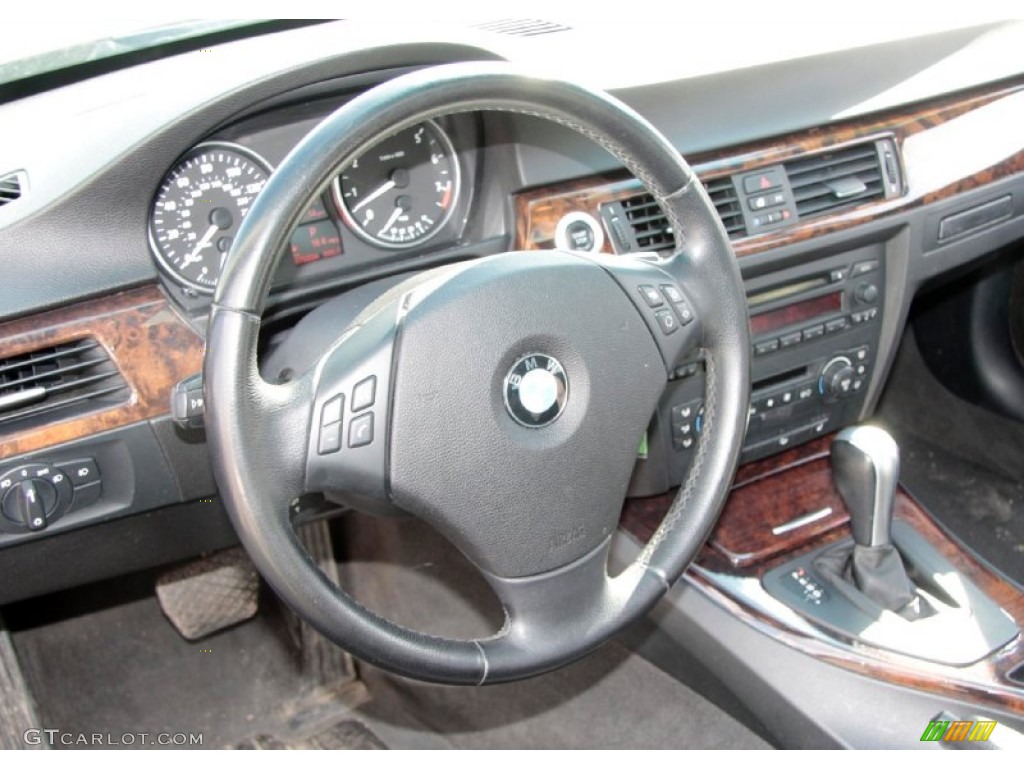 2006 BMW 3 Series 330xi Sedan Black Steering Wheel Photo #77718182