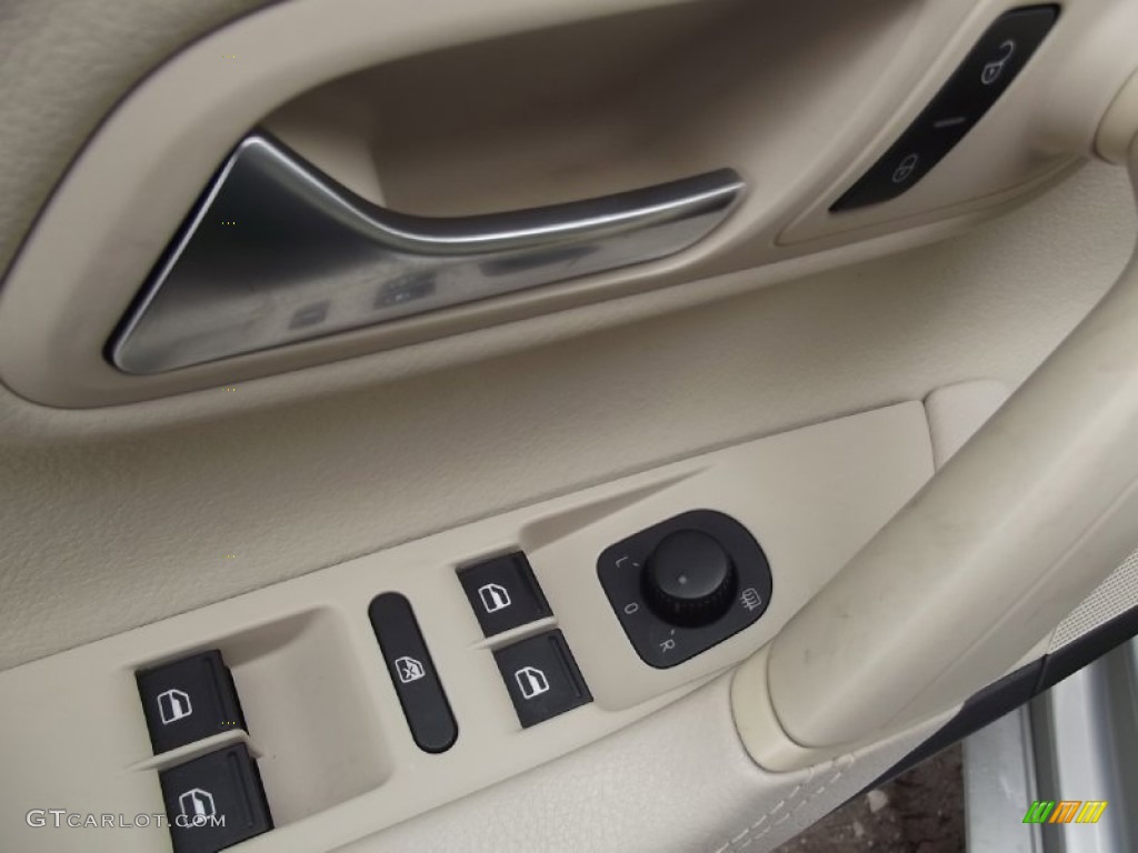 2010 Volkswagen CC Sport Controls Photo #77719213