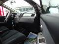 Super Black - Versa 1.8 S Hatchback Photo No. 11