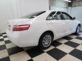 Super White - Camry LE Photo No. 28