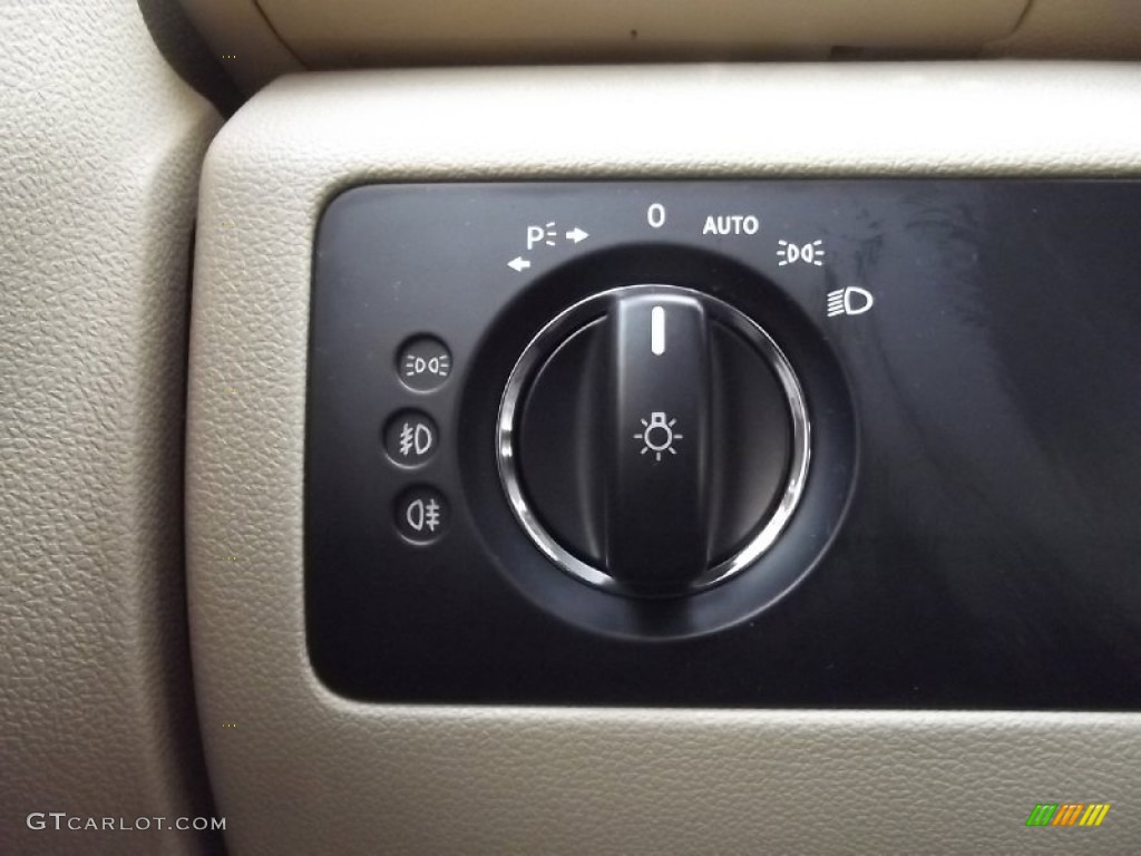 2008 Mercedes-Benz R 350 4Matic Controls Photo #77722215