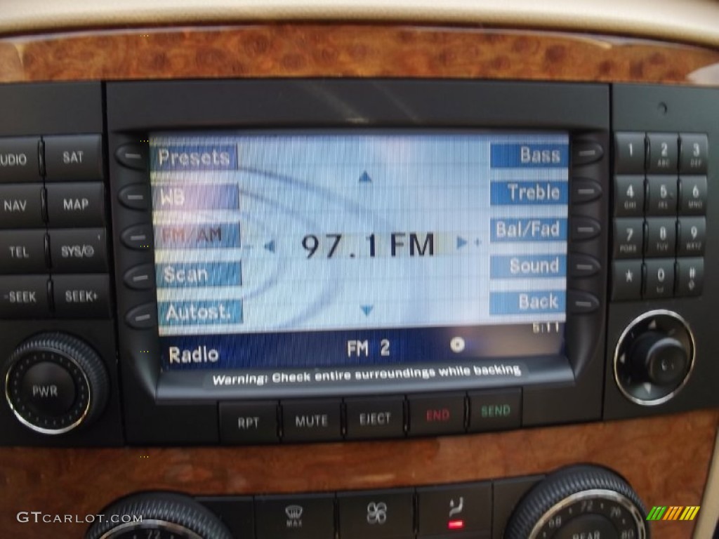 2008 Mercedes-Benz R 350 4Matic Audio System Photos
