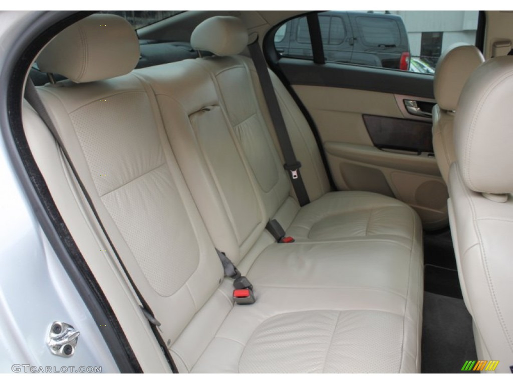 2009 Jaguar XF Supercharged Rear Seat Photo #77722893